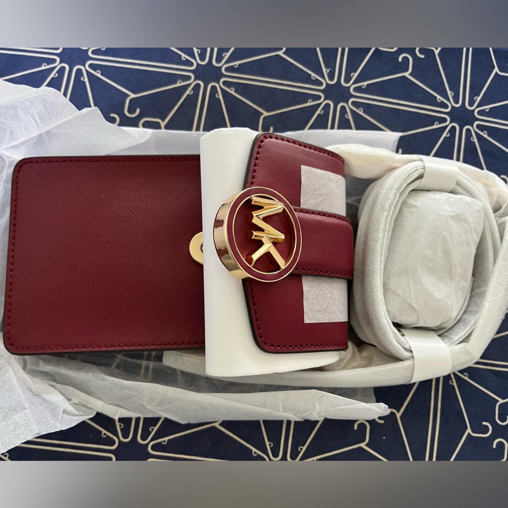 NWT Red Michael Kors Crossbody Phone Bag